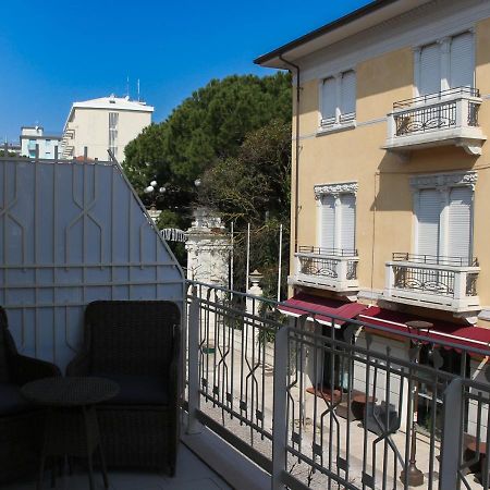 Bmp Apartment Atmosphere 1 Centrale Con Garage Riccione Dış mekan fotoğraf