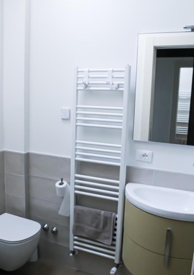 Bmp Apartment Atmosphere 1 Centrale Con Garage Riccione Dış mekan fotoğraf